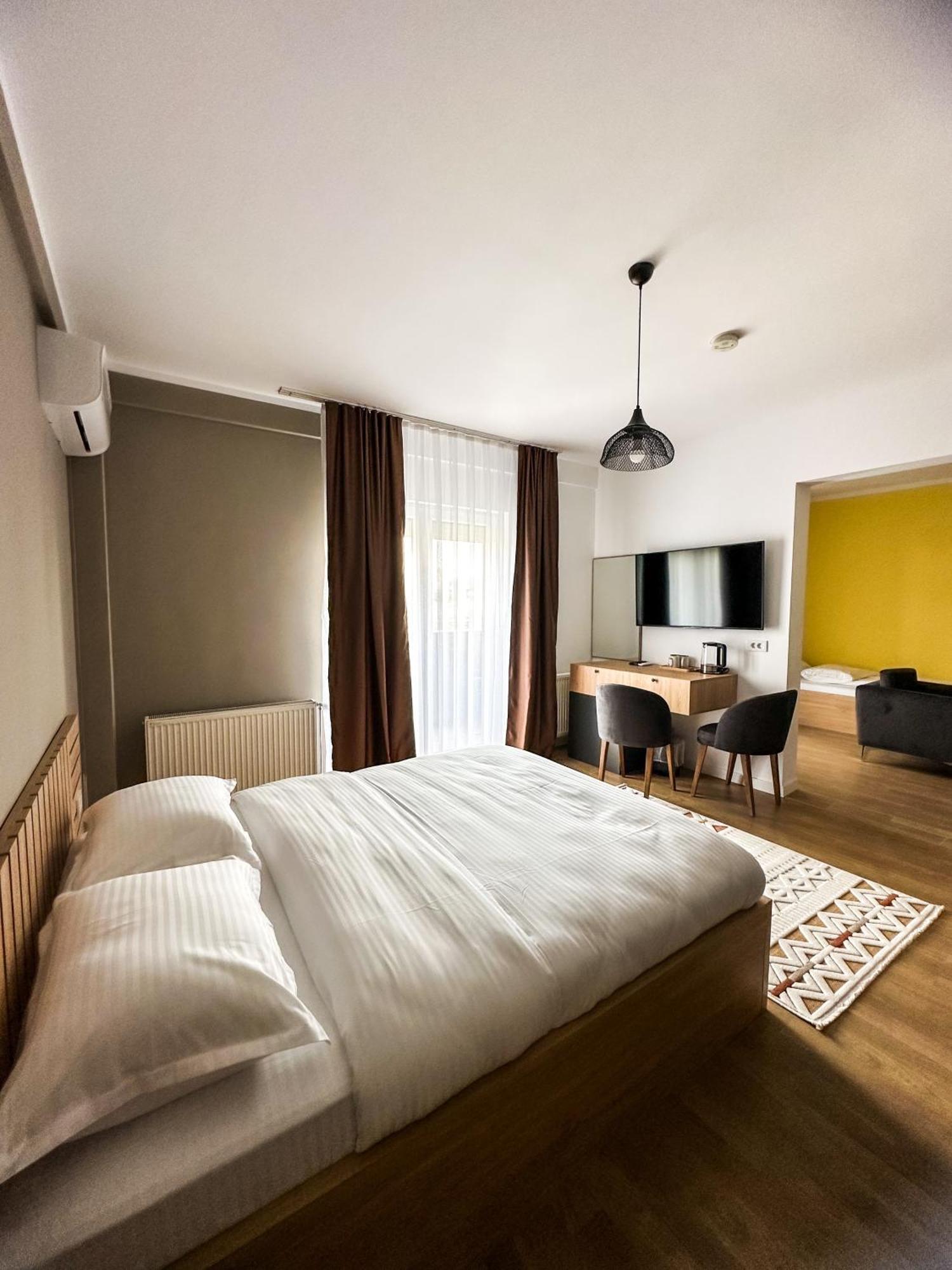 Grand Apartments Prishtina Priştine Dış mekan fotoğraf