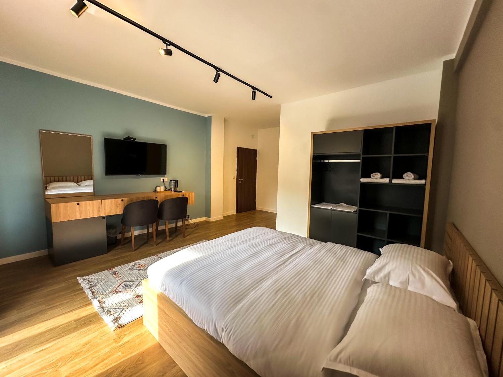 Grand Apartments Prishtina Priştine Dış mekan fotoğraf